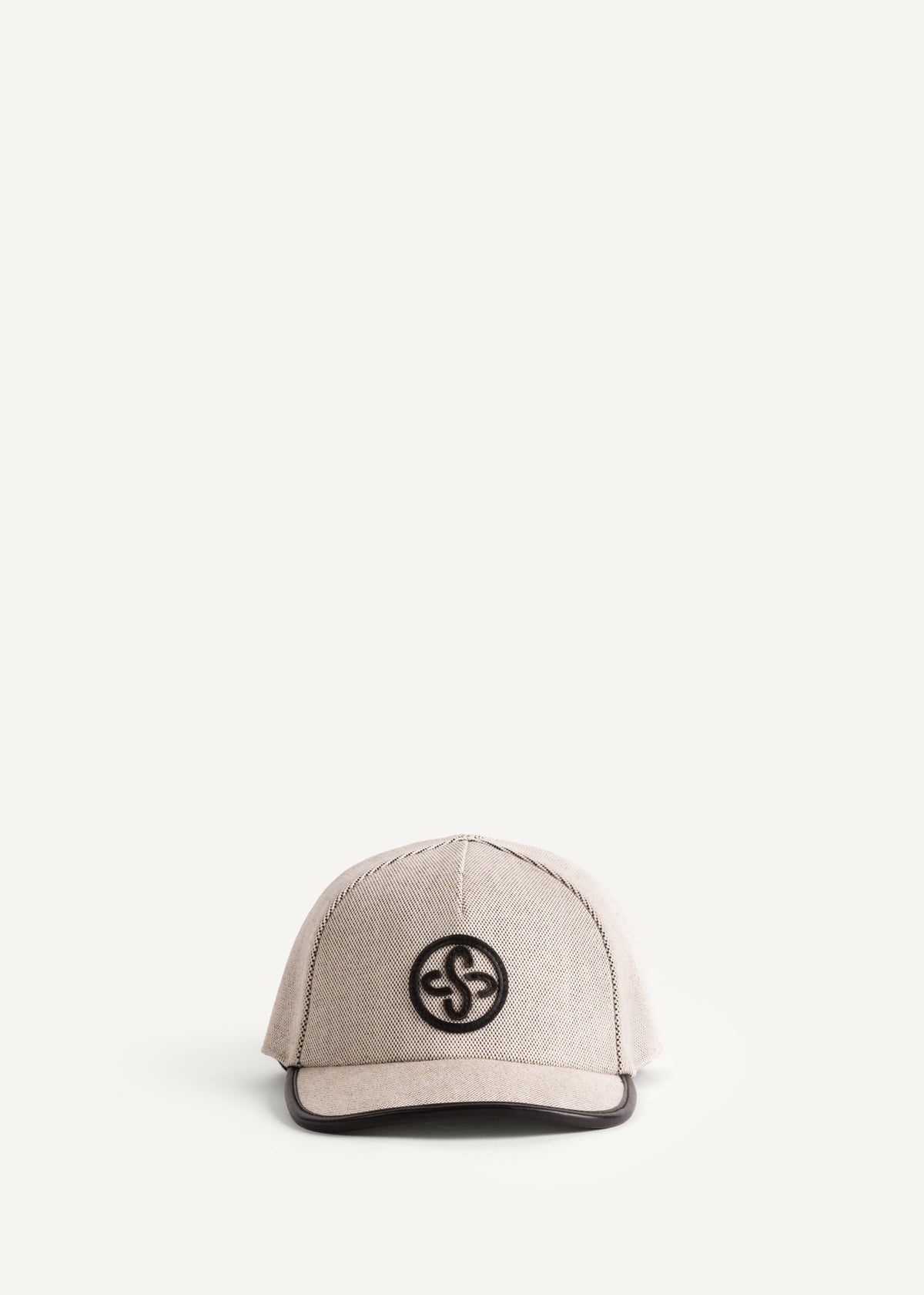 Captains Cap 001 front view